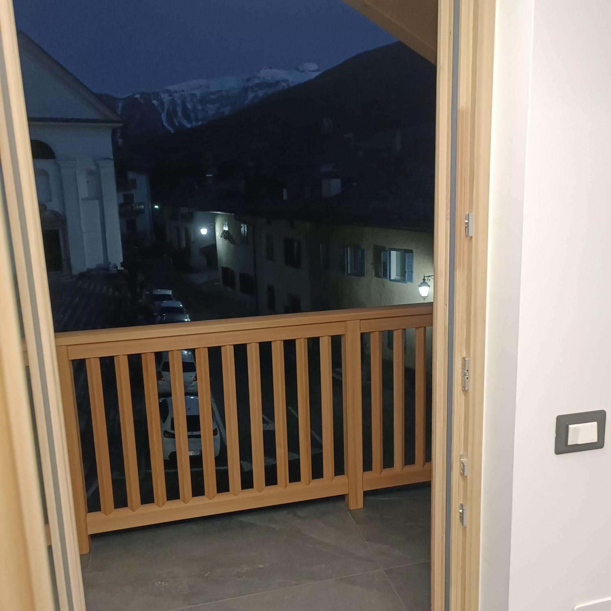 Casa Anita Appartement Mezzana  Buitenkant foto